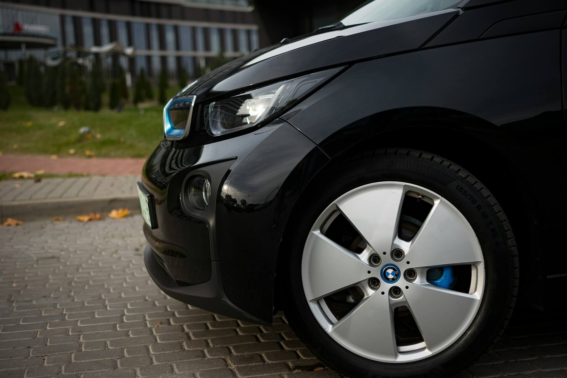 Ako vybrať pneumatiky na elektrické auto: Na čom záleží viac než pri bežnom aute?